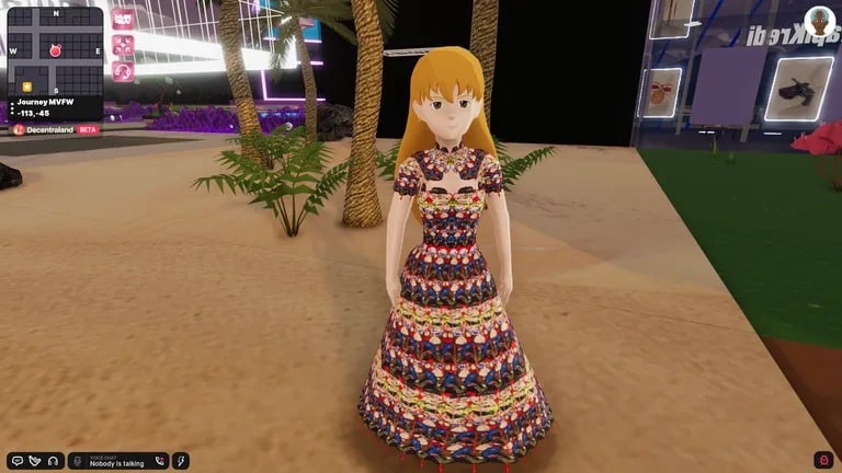 El avatar de Cathy Hackl luce el vestido de Vivienne Tam, adaptado para Decentralandia, en la Semana de la Moda Metaverso. Imagen: Cathy Hackl, Decentraland